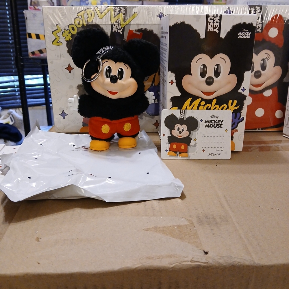 Pop Mart Mickey And Friends Mickey Mouse Plush Keychain Authentic